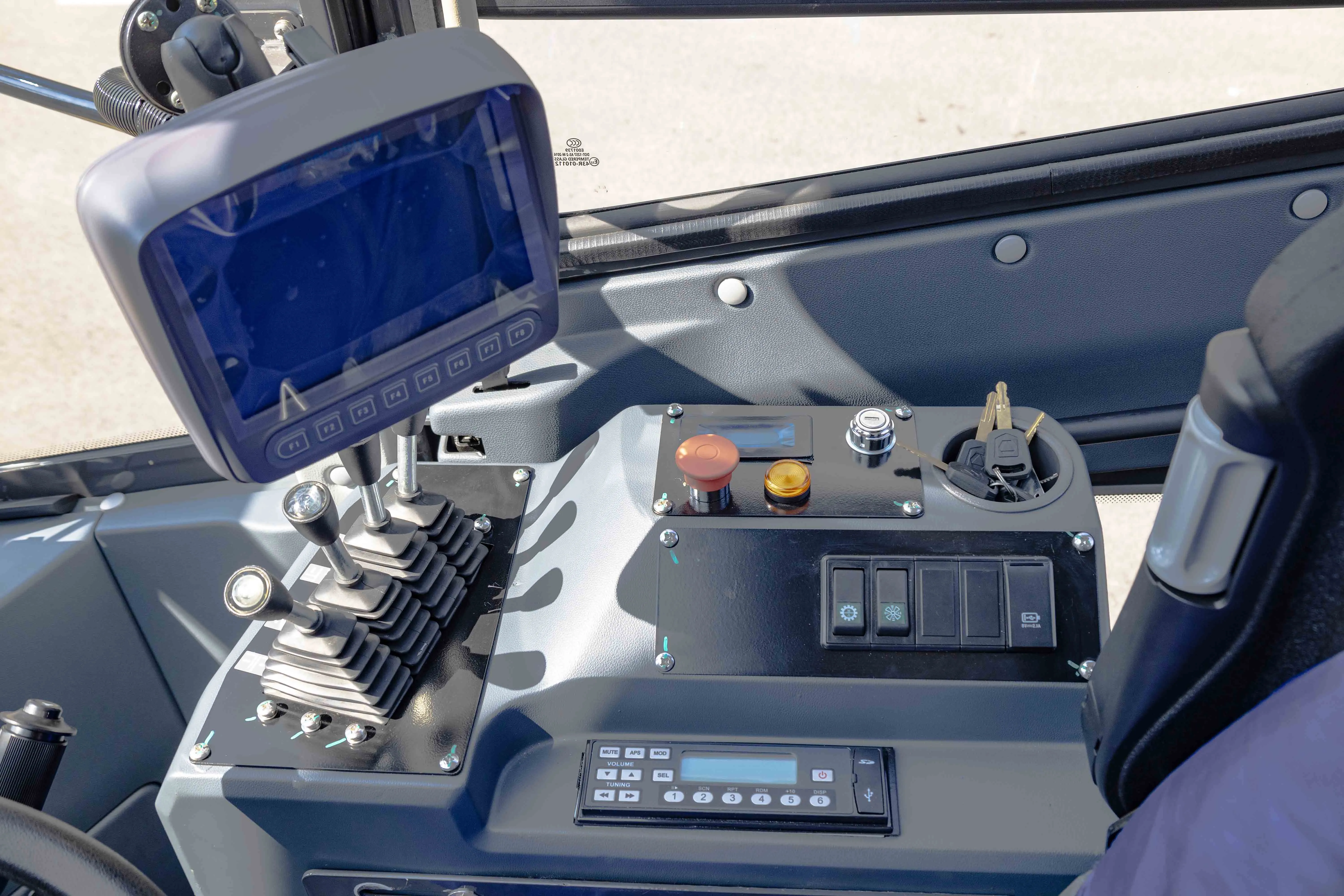 XCMG Official Industrial Forklifts Xcf1606K Large 16 Ton Diesel Forklift Hot Sale